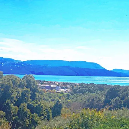 شقة Ilias فينيكونتا