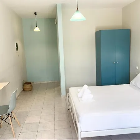 Apartment Ilias Finikounta