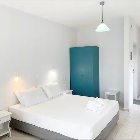 Apartment Ilias Finikounda