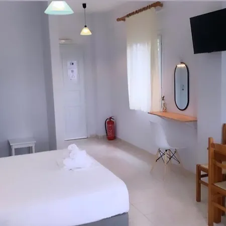 Ilias Apartment Finikounta