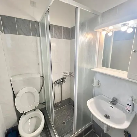 Ilias فينيكونتا