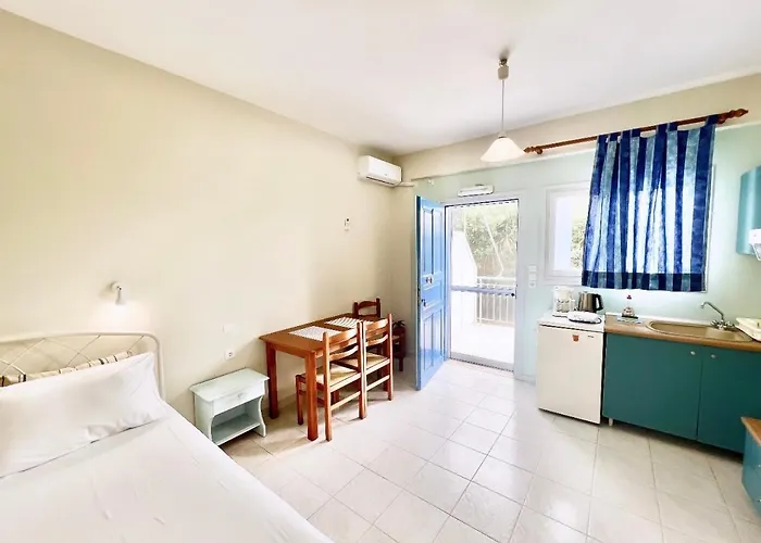 Apartman Ilias Finikúnda
